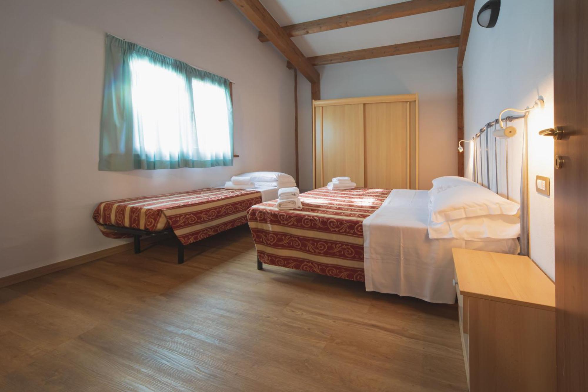 Heliopolis Camping & Village Pineto Buitenkant foto